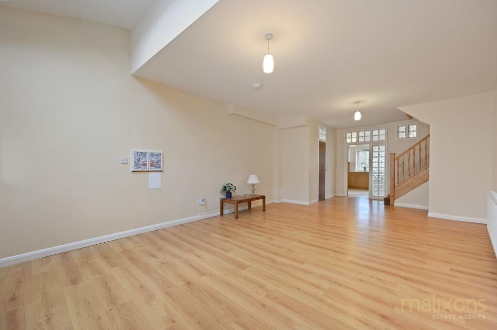 Main image of property: Lawrence Road, London, SE25