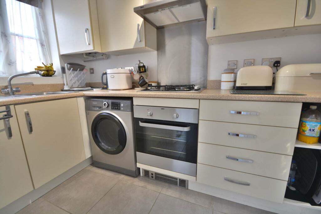 Newton Mews, Academy Drive photo 3