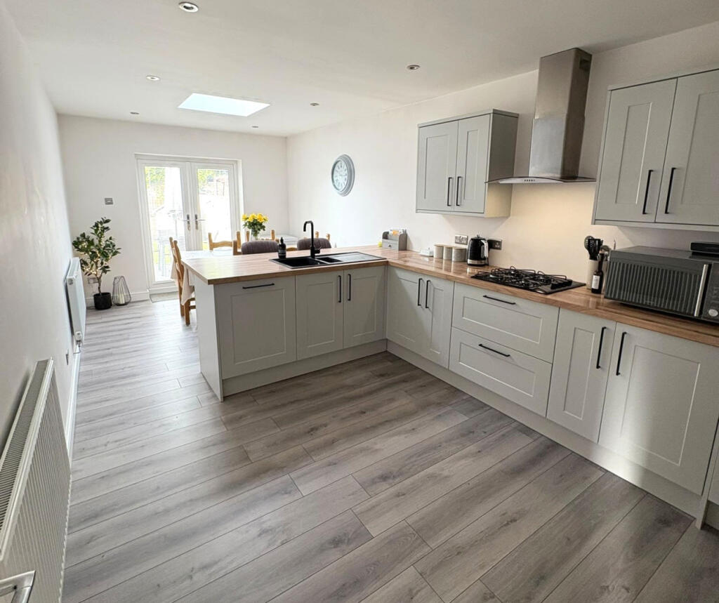 House in Swansea - View 5