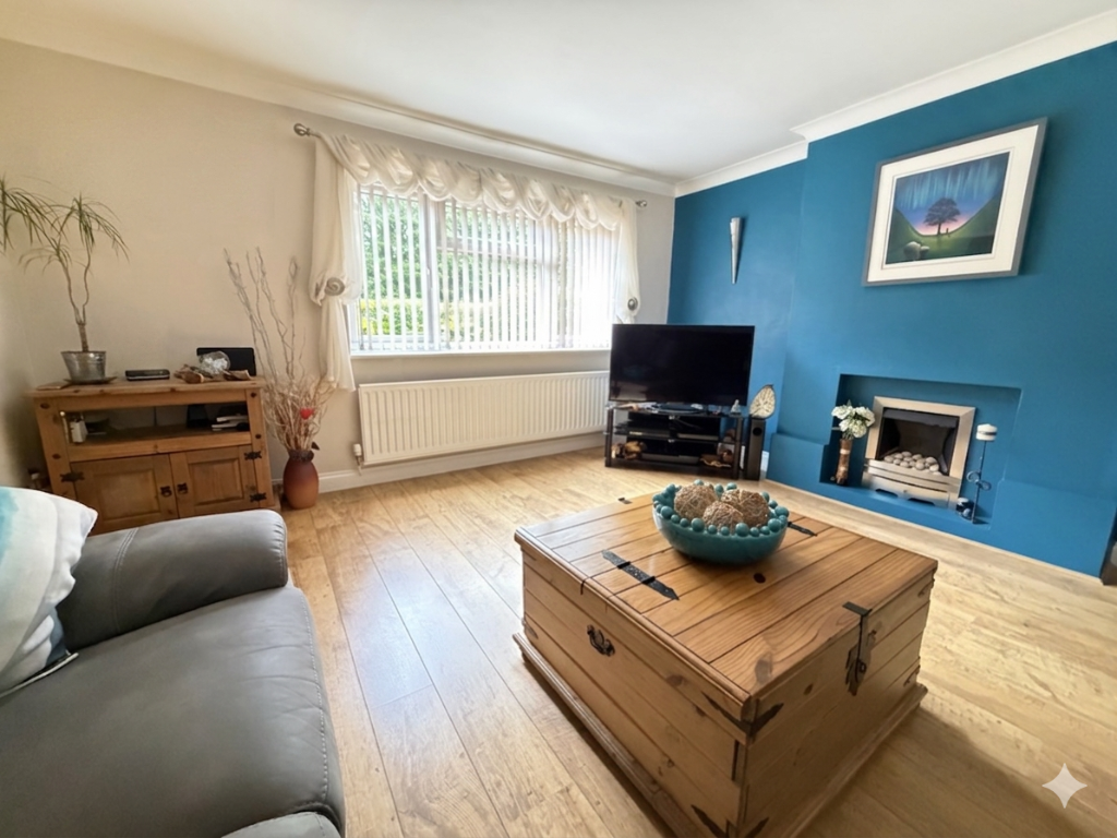 House in Daventry, Headlands - View 3