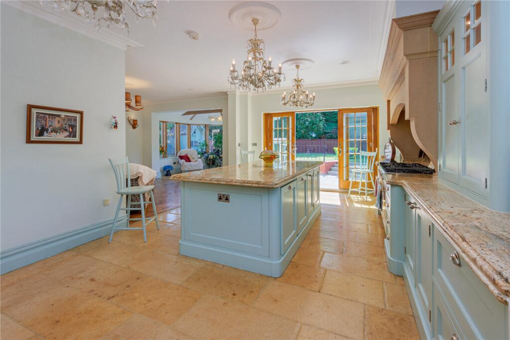 House in Watford - View 4