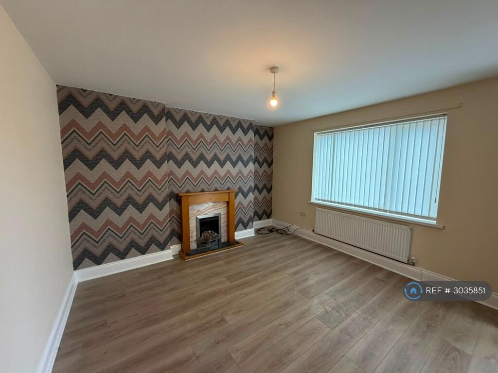 House in Durham - View 3