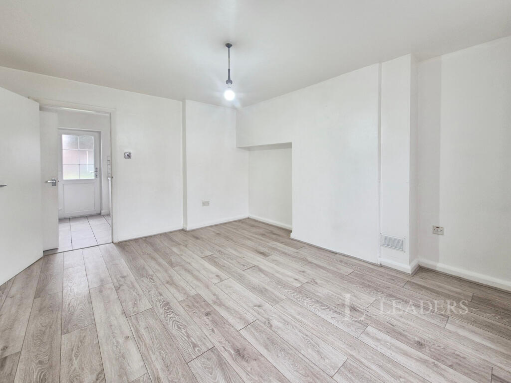 House in Chelmsford - View 2