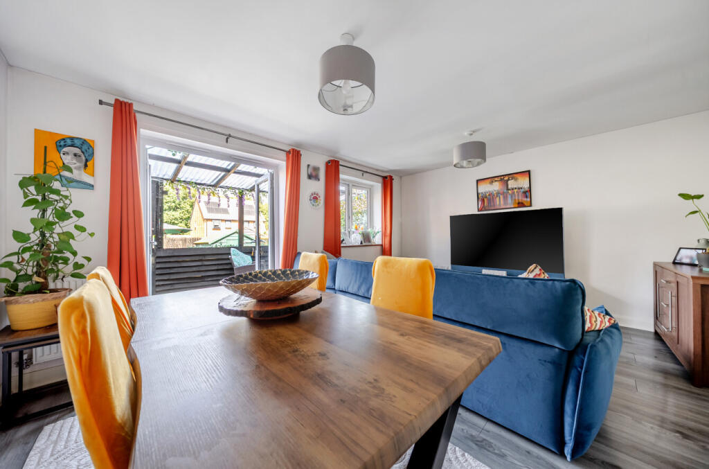 House in Reading - View 4