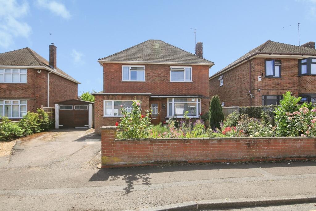 Main image of property: Charnwood Close, Peterborough, Cambridgeshire, PE2