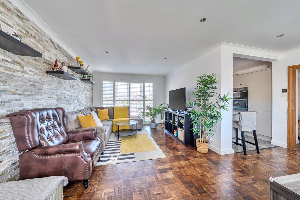 Main image of property: The Knoll, Beckenham
