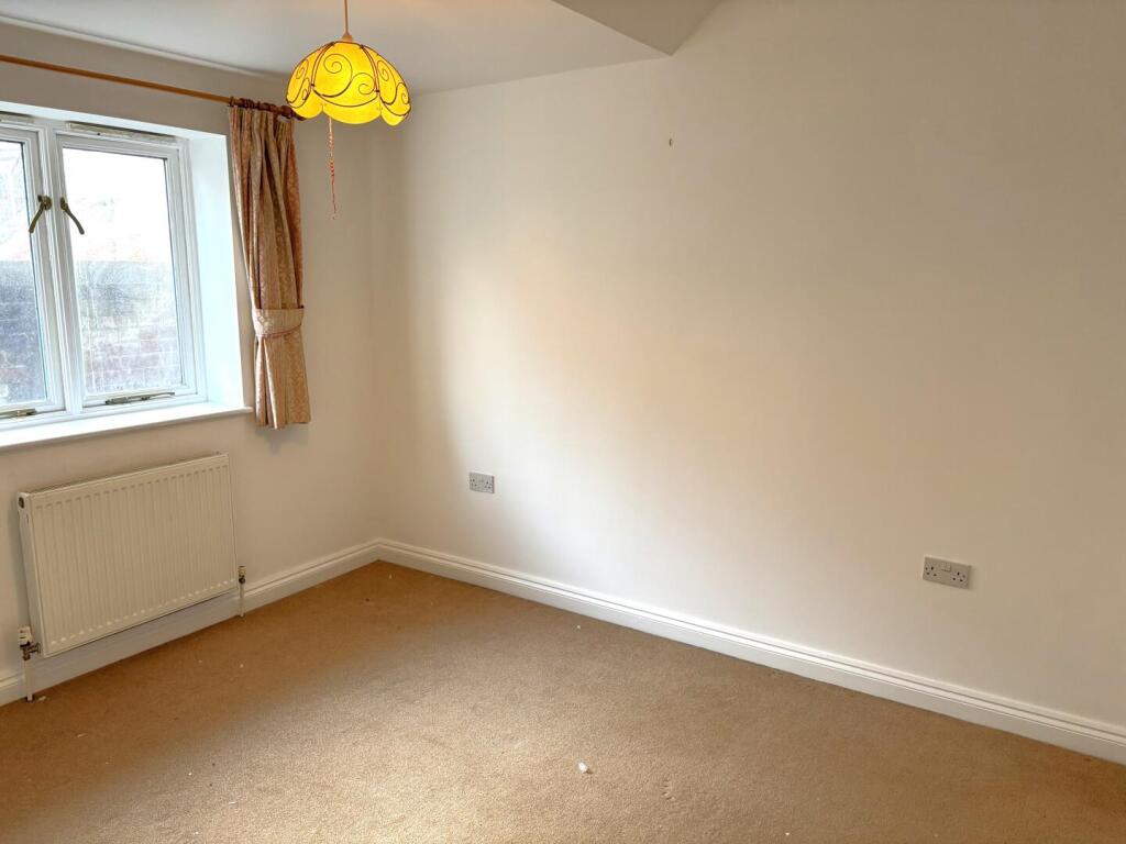 Apartment in Dorchester - View 5