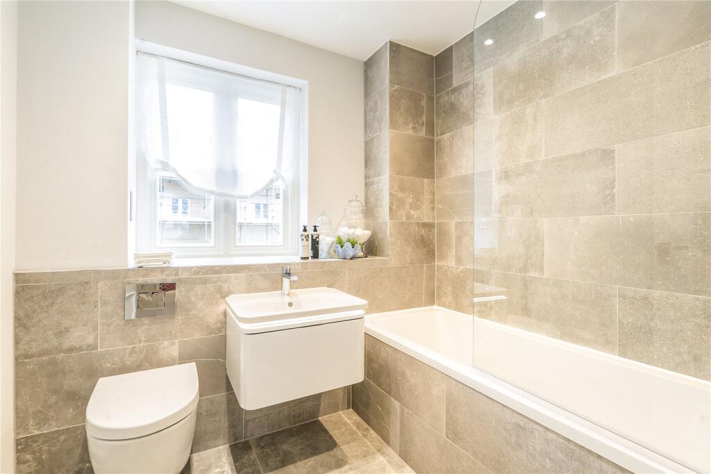 Additional image 16 of House 187 Bridgetower Drive, Holburne Park, Warminster Road, Bath, BA2