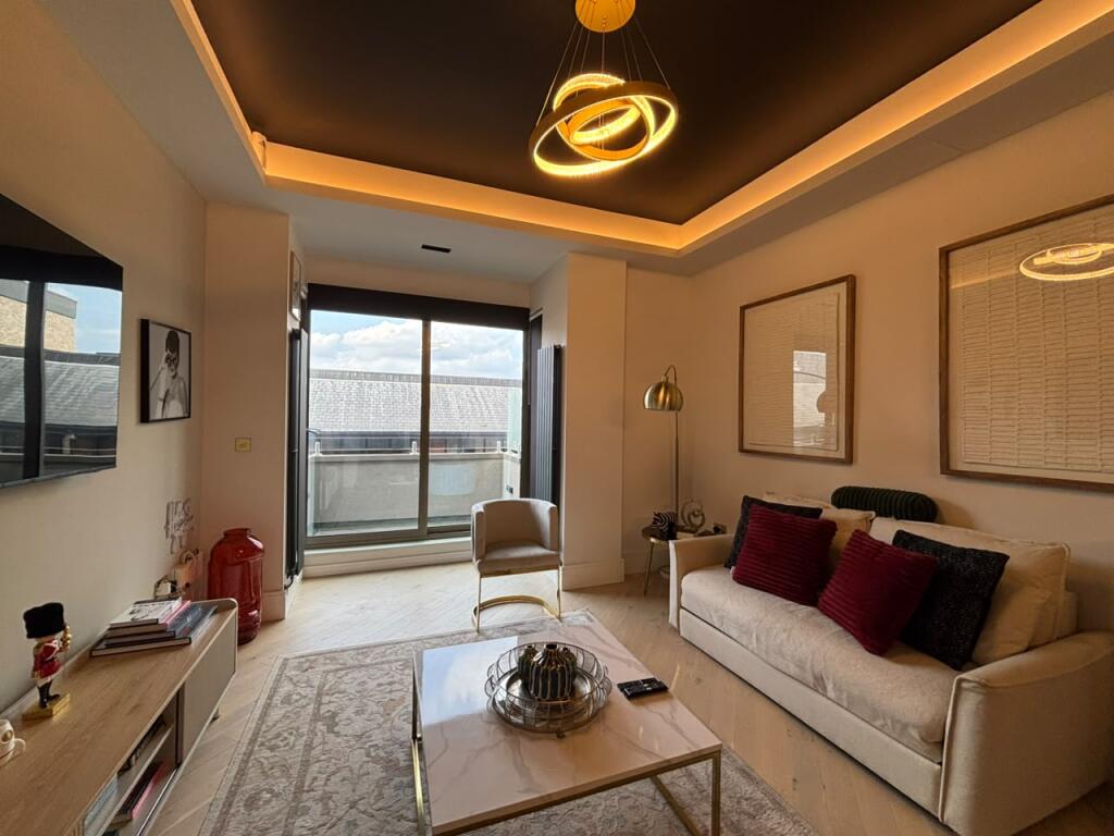Apartment in London - View 3