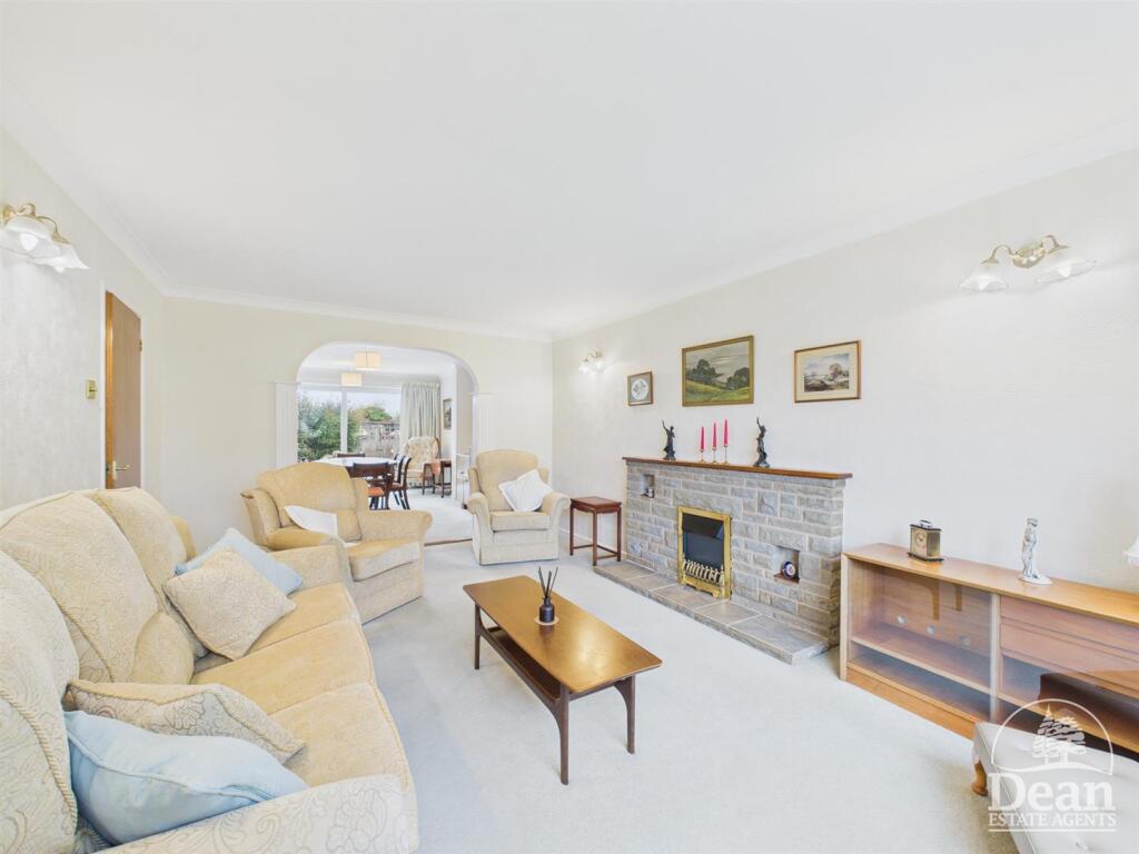 Fairfield Close, Coleford photo 4
