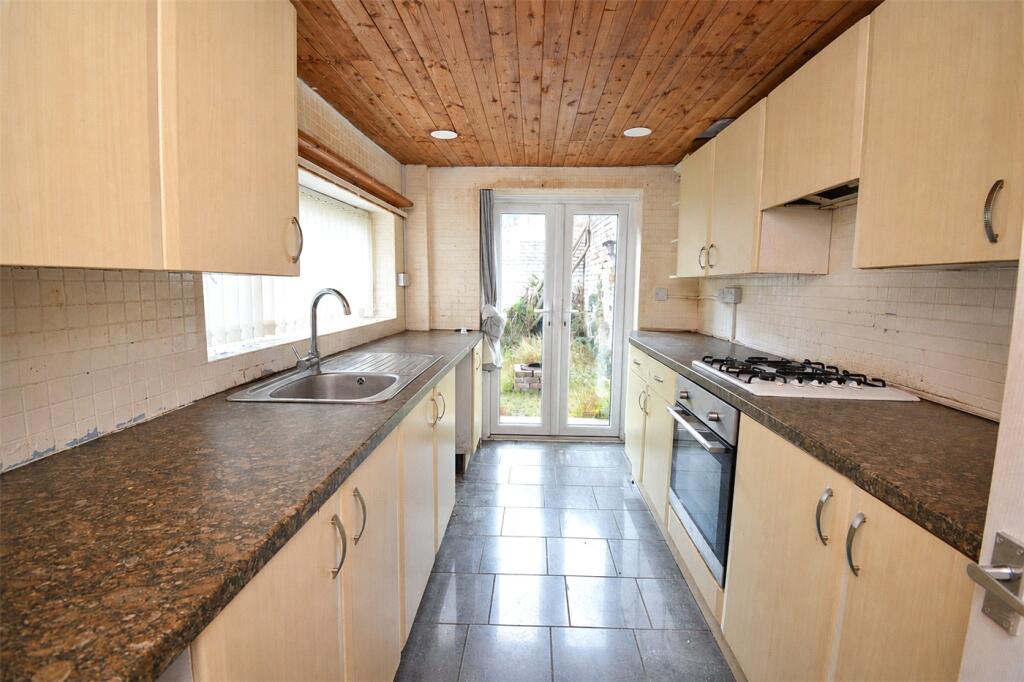 House in Wirral, Liverpool City Region - View 4