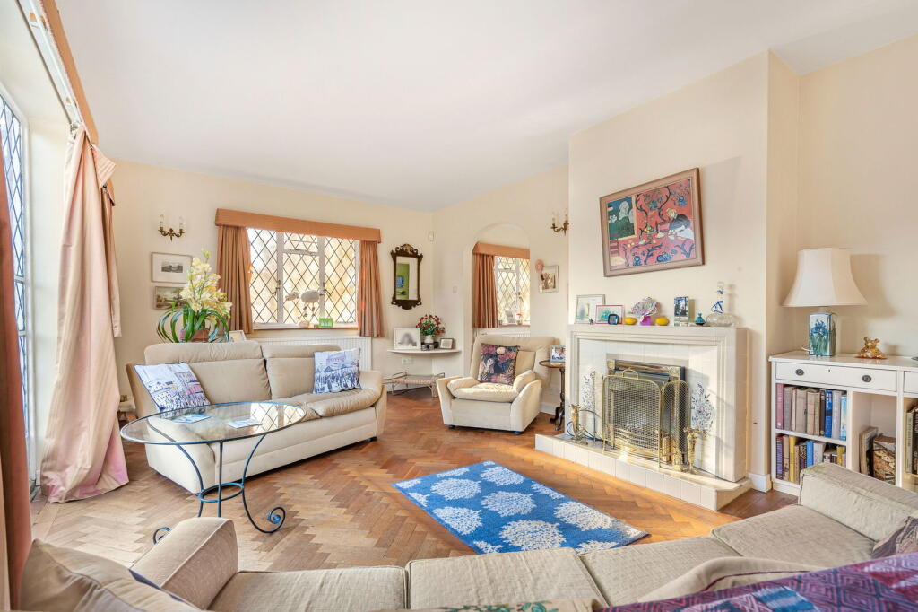 Mellersh Hill Road, Wonersh, GU5 photo 3