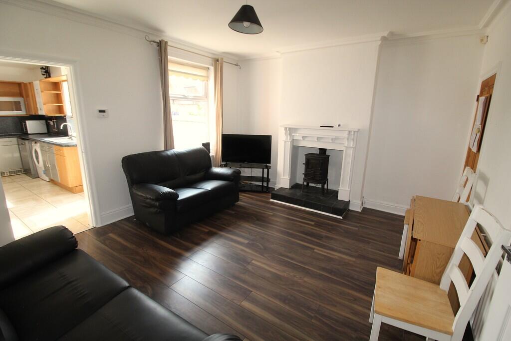 81, Hewson Road photo 3