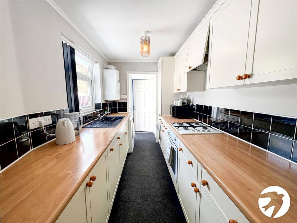 House in Maidstone, Kent - View 4
