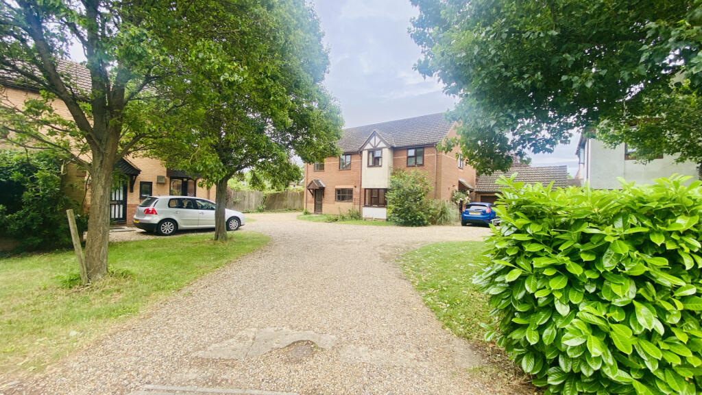 Main image of property: 4 Bed House, Hopkins Cs, Cambridge, CB4