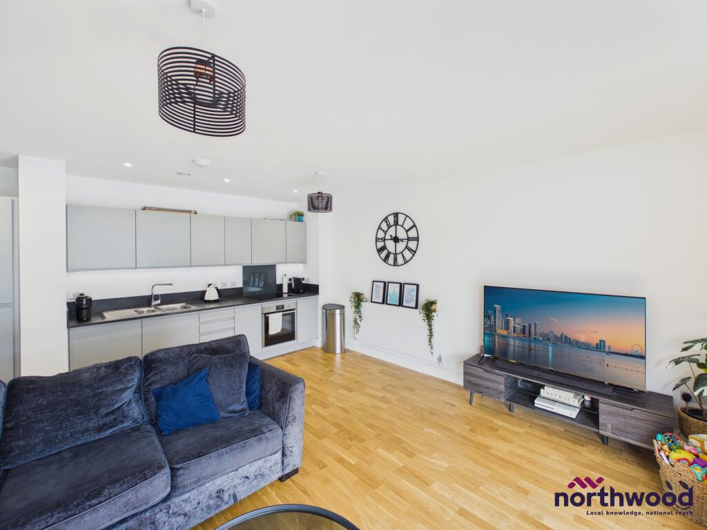 Apartment in Plymouth - More
