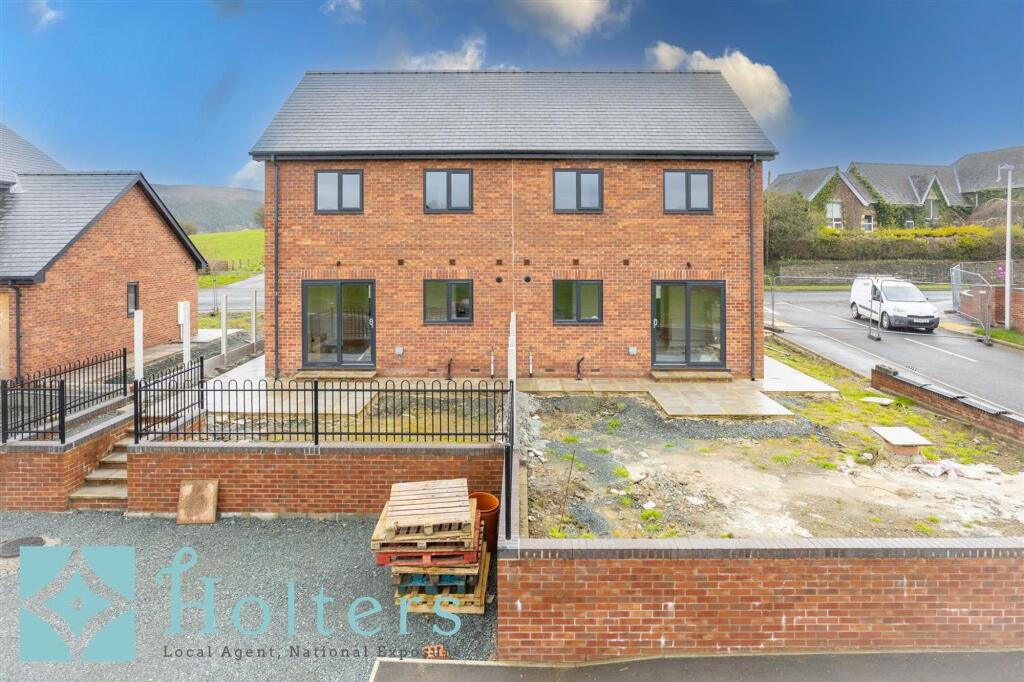 House in Llandrindod Wells, Cilmery - View 3