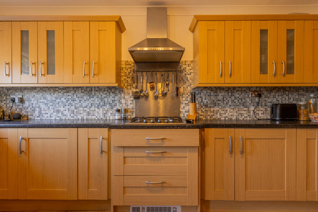 House in Newport - View 2