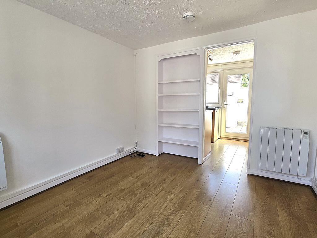 House in Brighton - View 5
