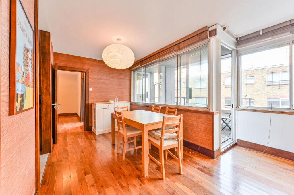 Apartment in London - View 5