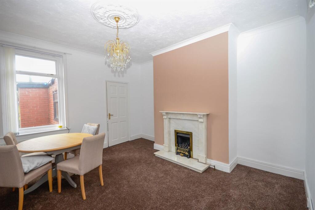Apartment in Newcastle upon Tyne - View 3