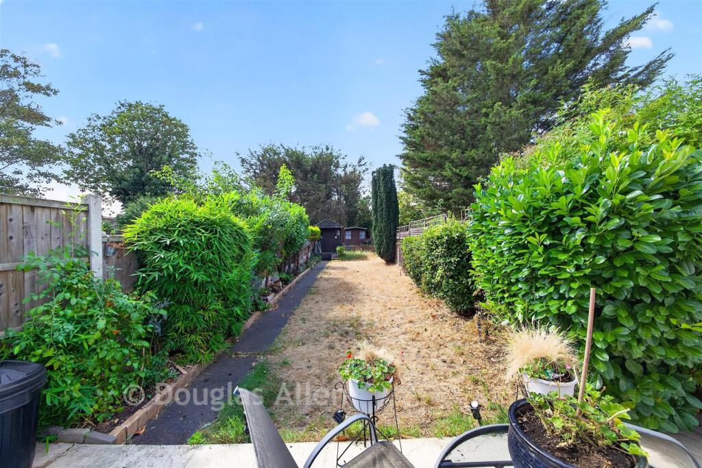 House in Romford - View 4