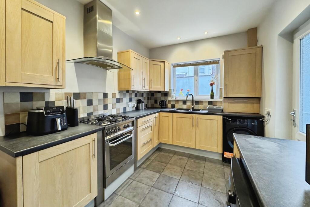 Frostoms Road, Workington, Cumbria, CA14 photo 4
