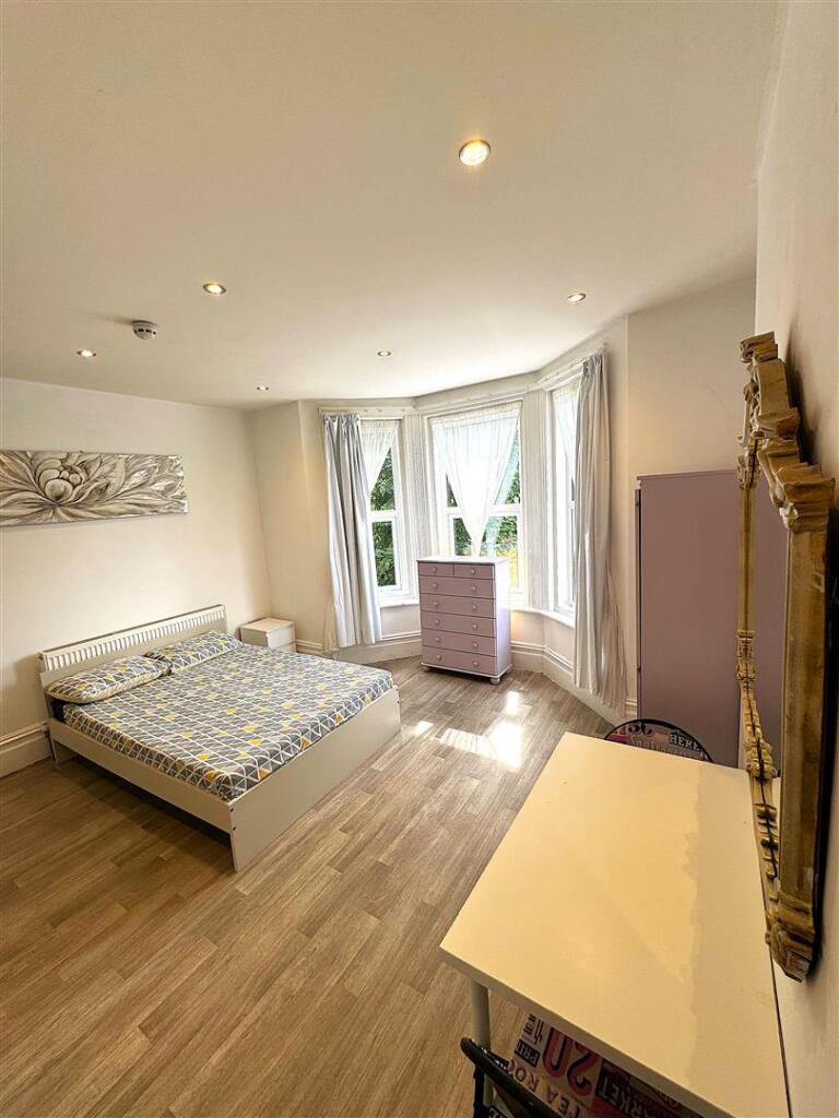 Apartment in Bournemouth - View 4