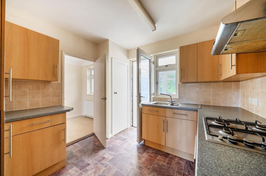 House in Southampton - View 4