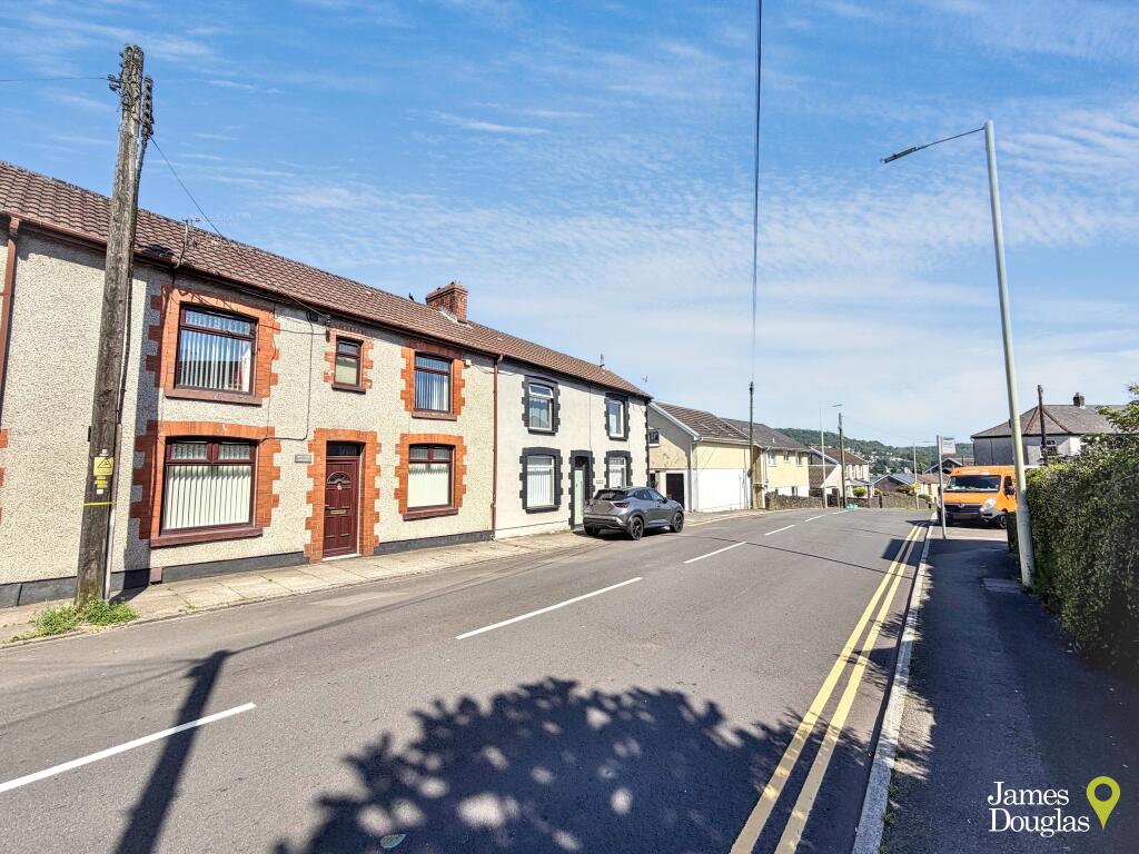 House in Pontypridd, Rhondda Cynon Taf - View 2