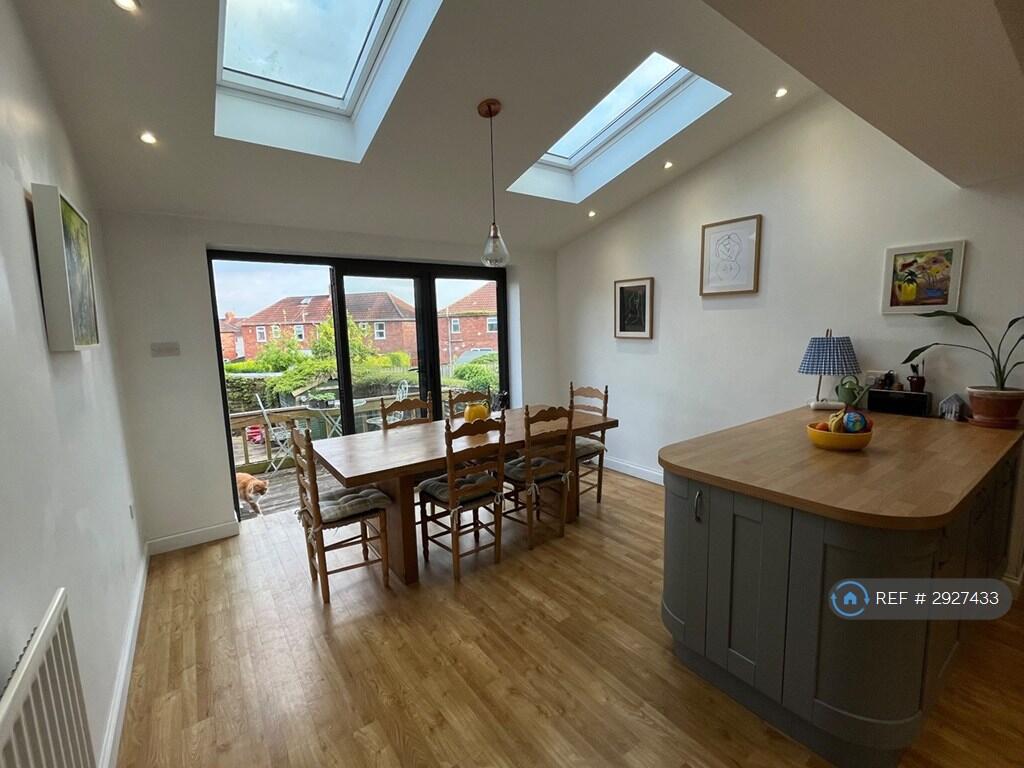 Main image of property: Dorchester Road, Bristol, BS7