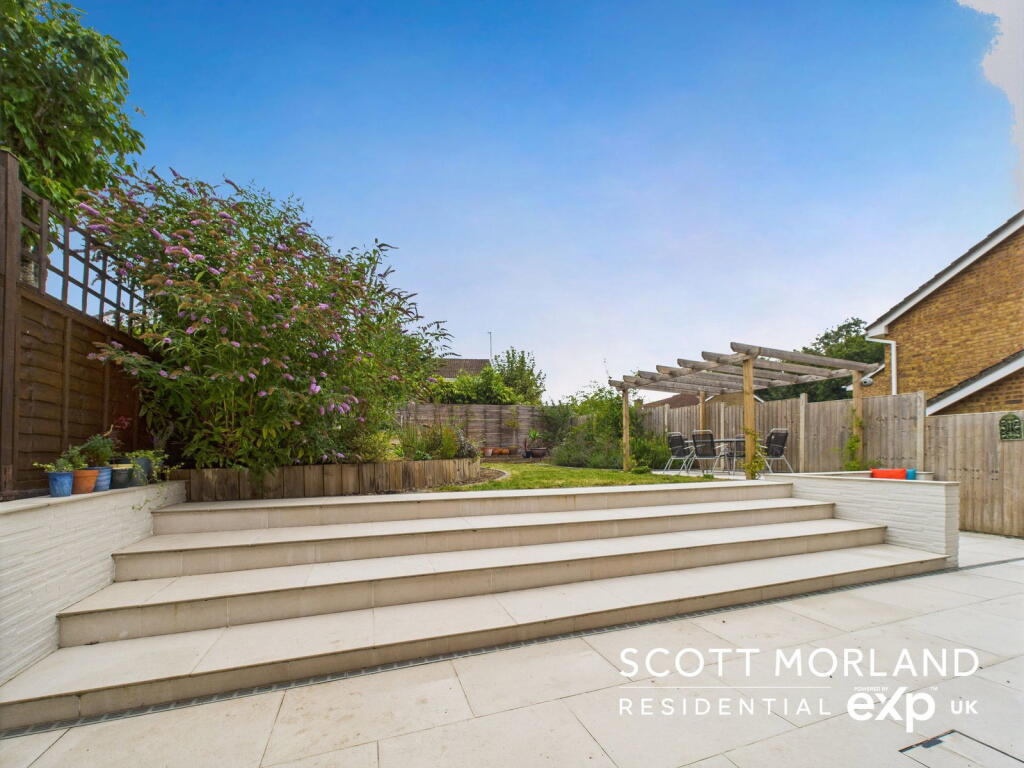 House in Basingstoke and Deane, Basingstoke - View 3