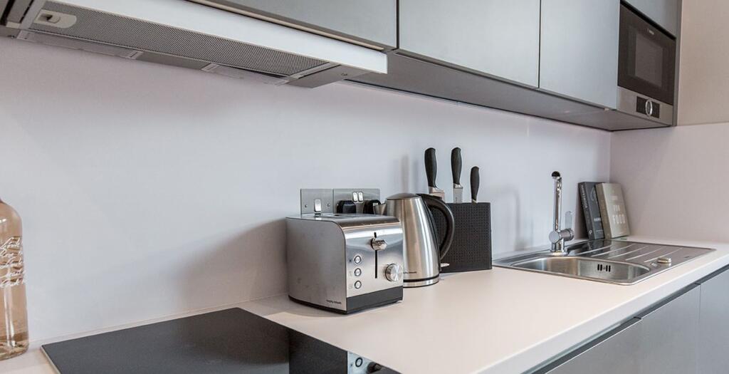 Apartment in London - More