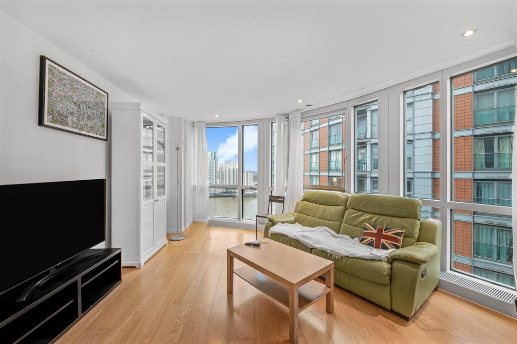 Main image of property: Ontario Tower, 
4 Fairmont Avenue, E14