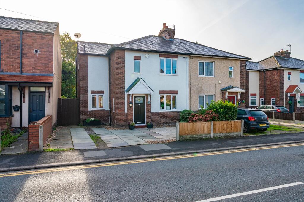 Main image of property: Moor Road, Orrell, Wigan, Greater Manchester. WN5 8RR