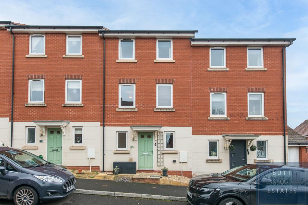 3-bed terraced on Henrys Run, Cranbrook, £280,000