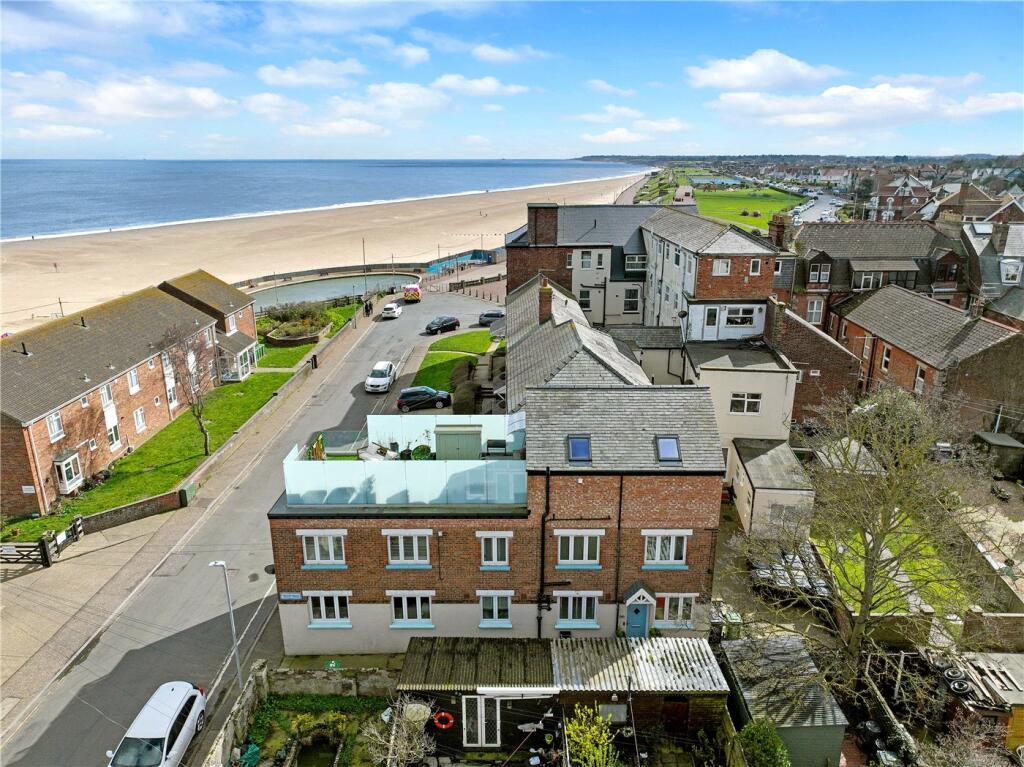 Main image of property: Cliff Hill, Gorleston, Great Yarmouth, Norfolk, NR31