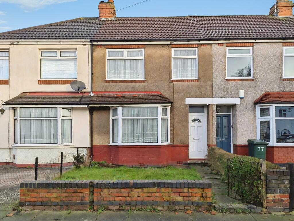 Main image of property: 35 Rothesay Avenue, Tile Hill, Coventry, West Midlands CV4 9FH