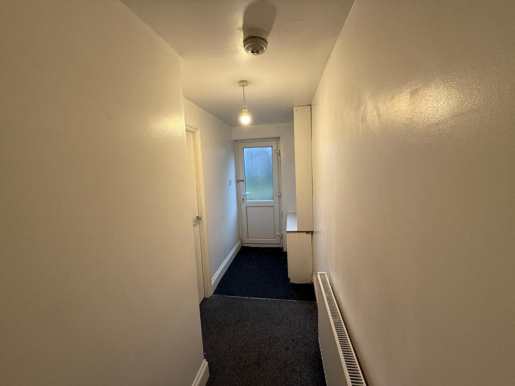 Boarshaw Road, Middleton, Manchester, Greater Manchester, M24 photo 4