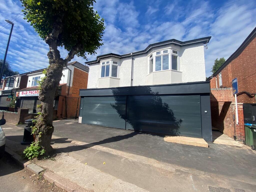 Main image of property: Albany Road, Coventry, Warwickshire, CV5 6JU