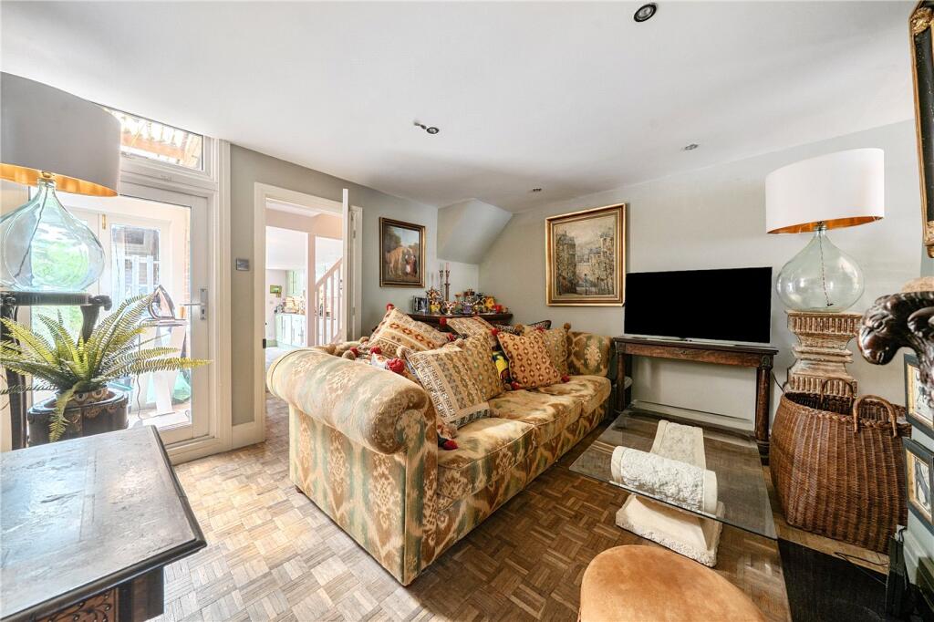 House in Swindon - View 3