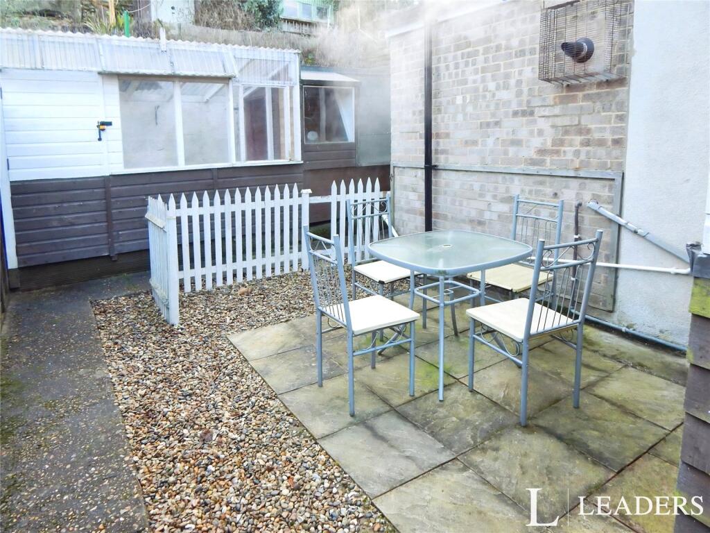 House in Ipswich, Greenwich - More