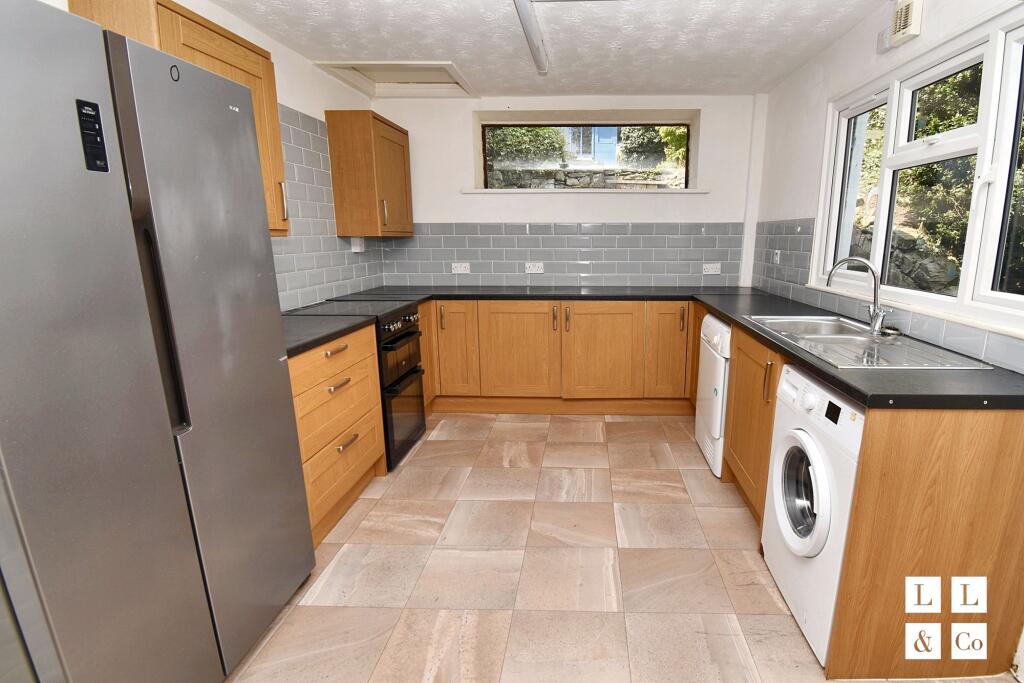 Trevethan Road, Falmouth, TR11 photo 2