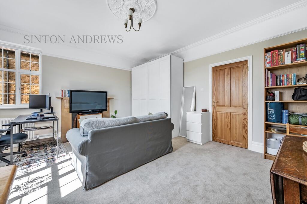 7 Marchwood Crescent, Ealing, W5 photo 4