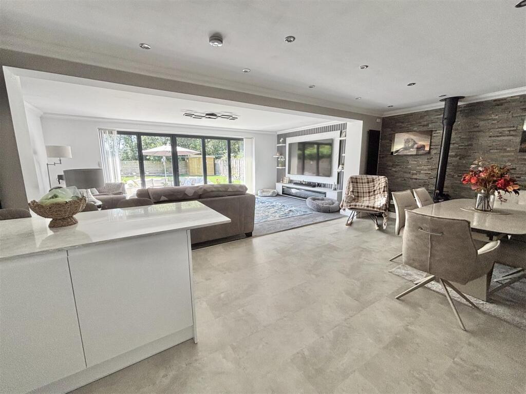 House in Poole, Upton - More