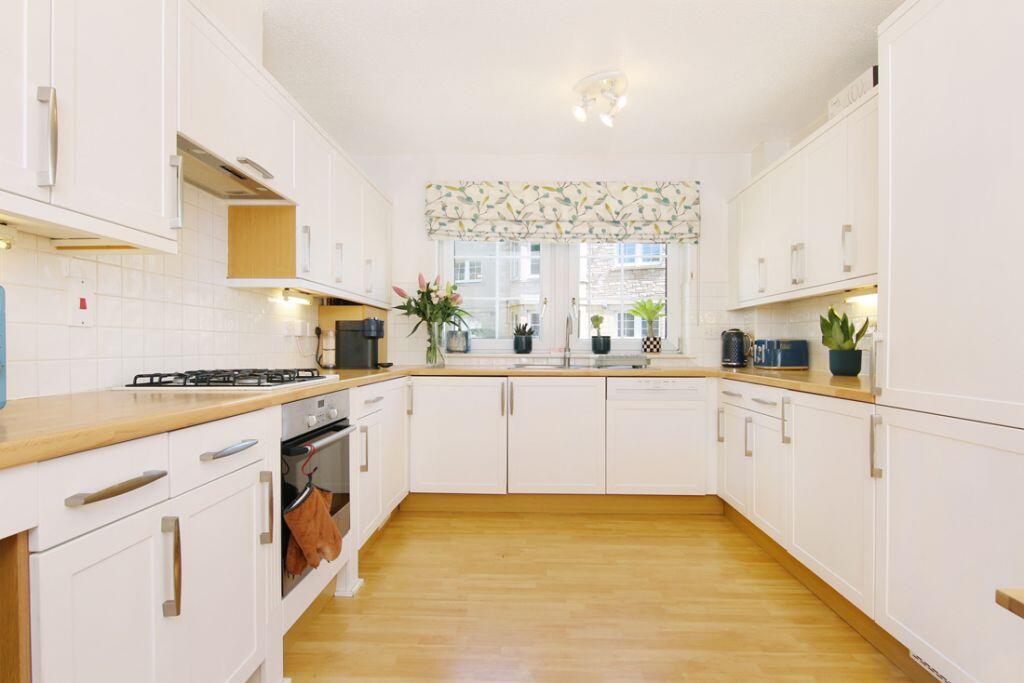 Apartment in Edinburgh, Powderhall, New Town/Broughton - More