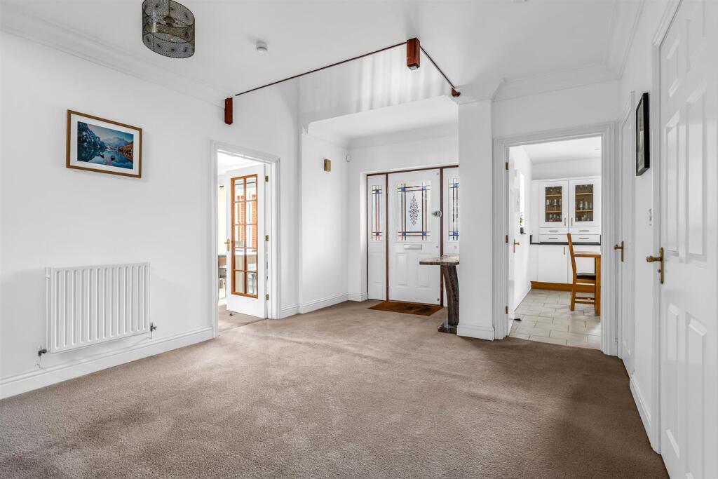 Canonsfield, Welwyn photo 3