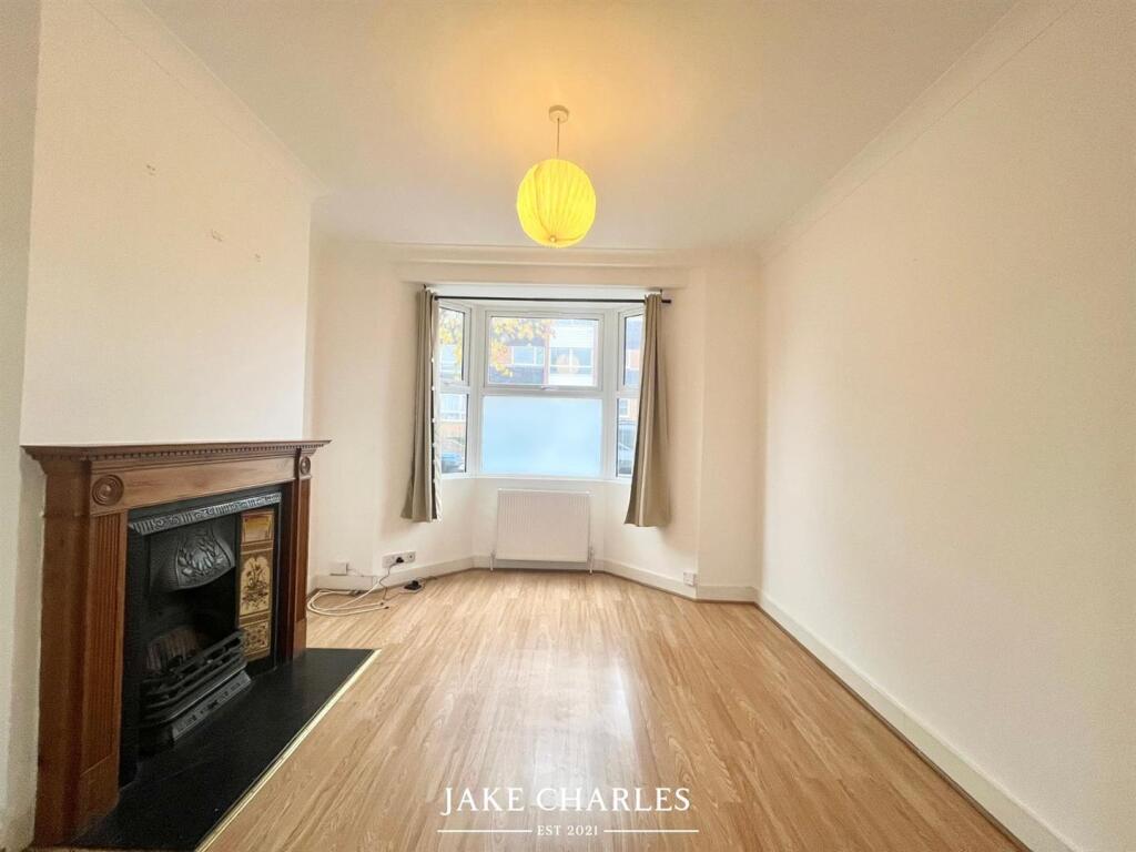 House in London, Oakwood, Southgate - View 4