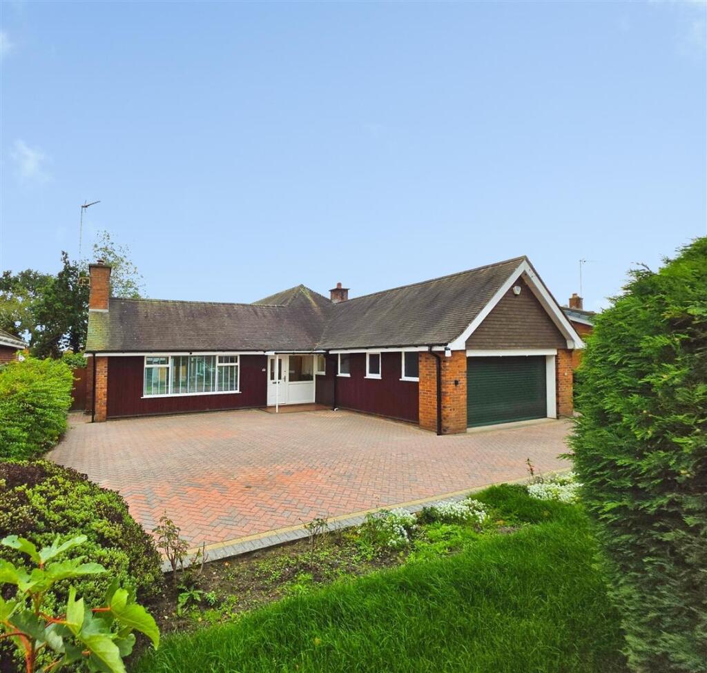 Main image of property: Sandbach Road, Congleton, Cheshire, CW12 4LL