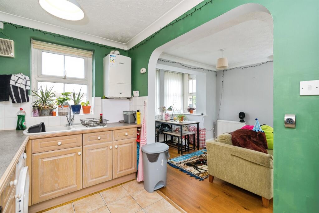 Apartment in Norwich - View 5